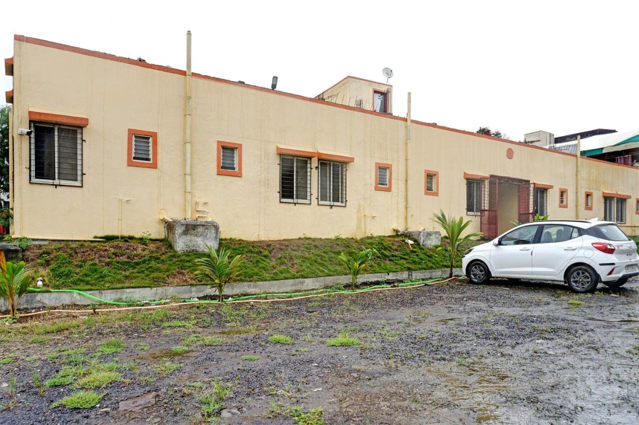 Spot On 81689 New Saiba Lodging Pune Eksteriør billede