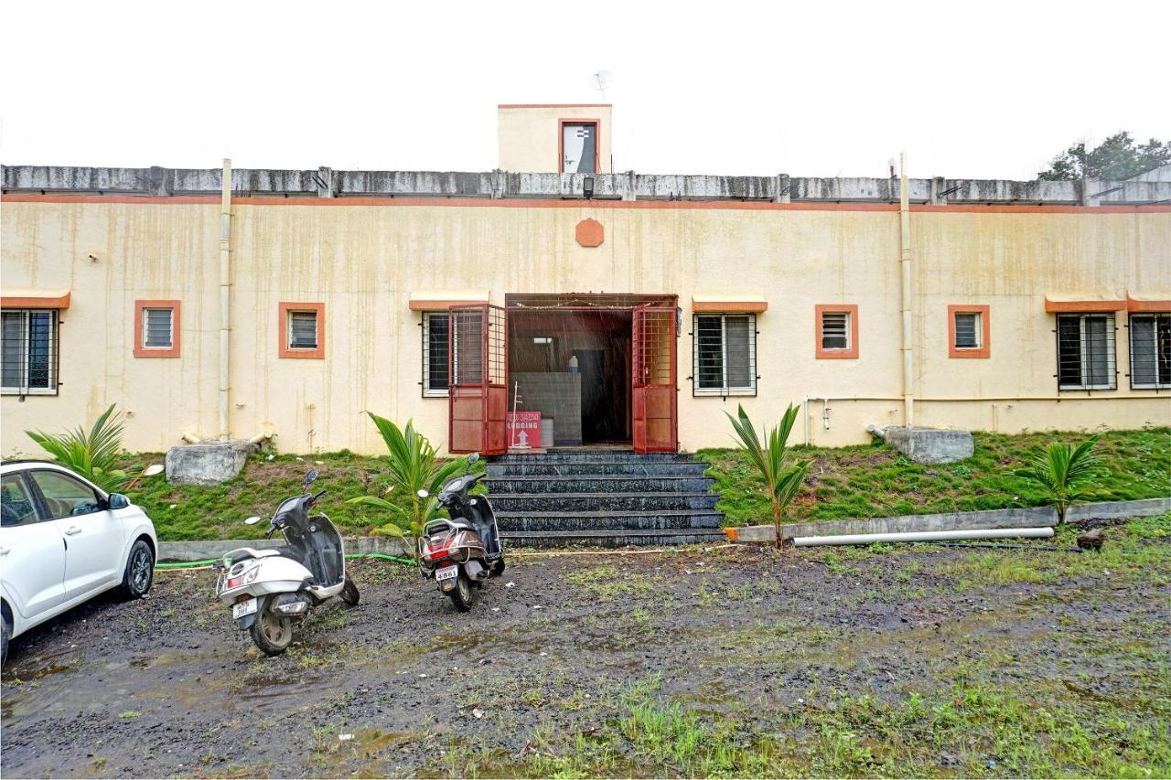Spot On 81689 New Saiba Lodging Pune Eksteriør billede