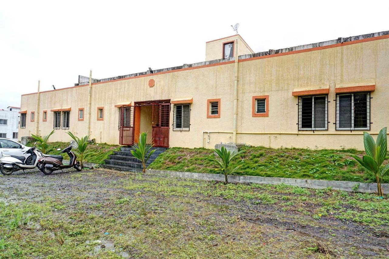 Spot On 81689 New Saiba Lodging Pune Eksteriør billede